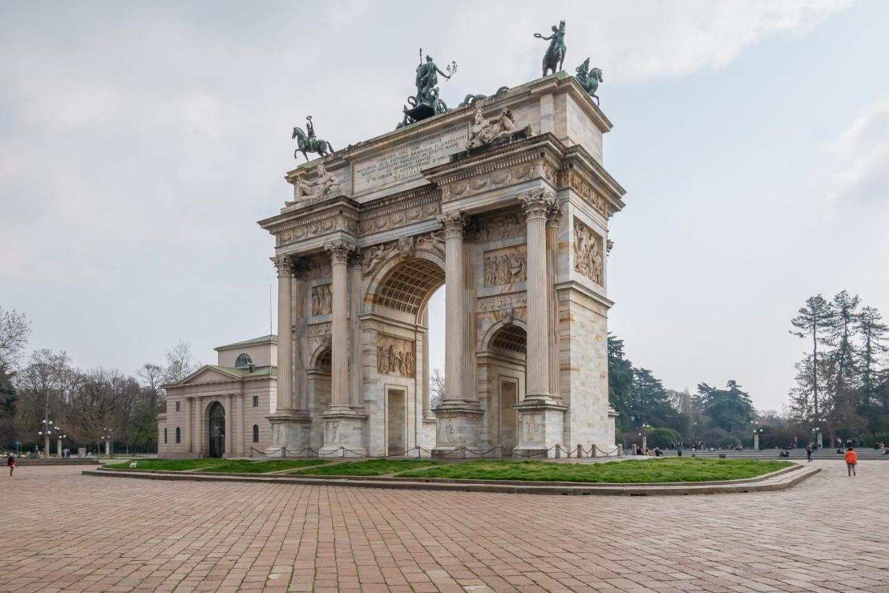 Luxury Apartment Near Arco Della Pace Guerrazzi 9 Milano Exterior foto
